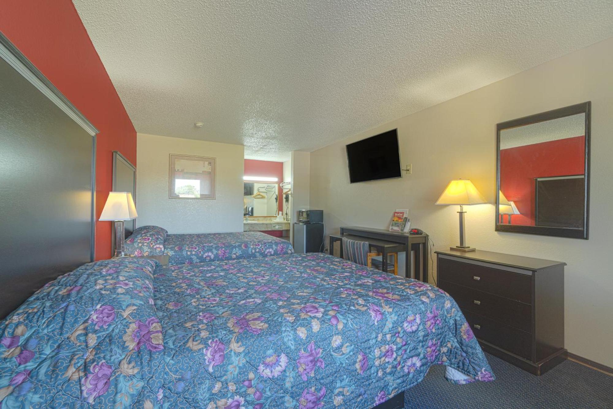 Regency Inn & Suites By Oyo Bay City Tx Extérieur photo