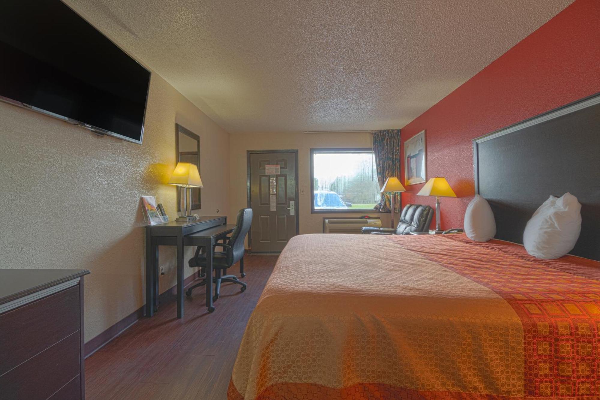 Regency Inn & Suites By Oyo Bay City Tx Extérieur photo