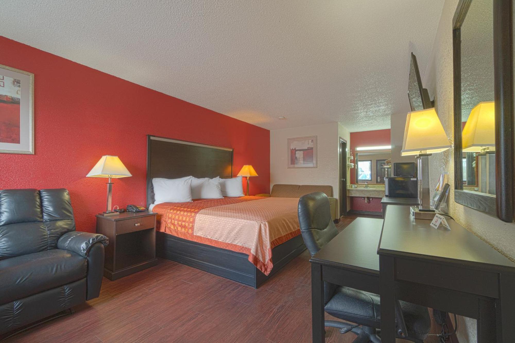 Regency Inn & Suites By Oyo Bay City Tx Extérieur photo