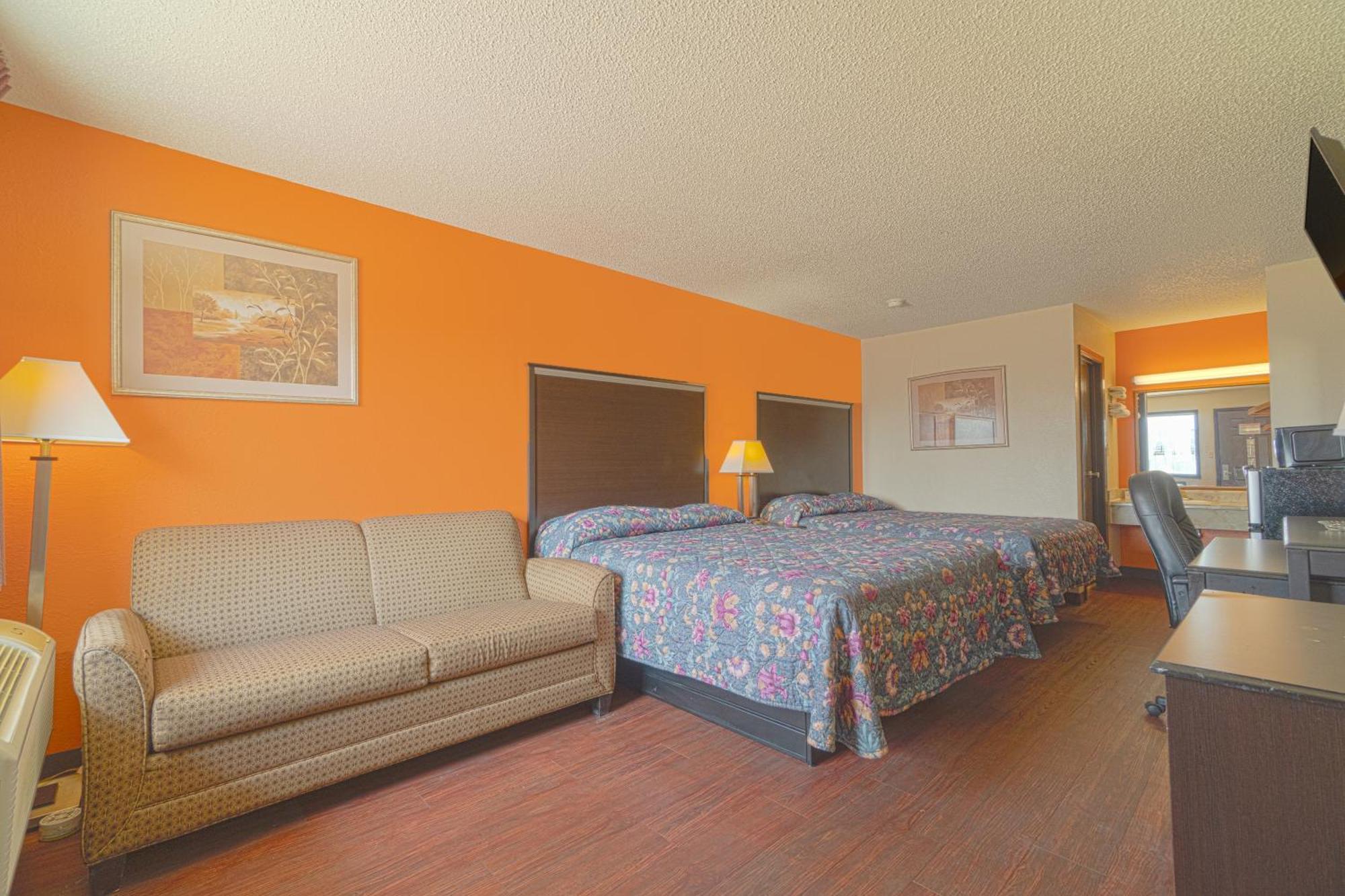 Regency Inn & Suites By Oyo Bay City Tx Extérieur photo