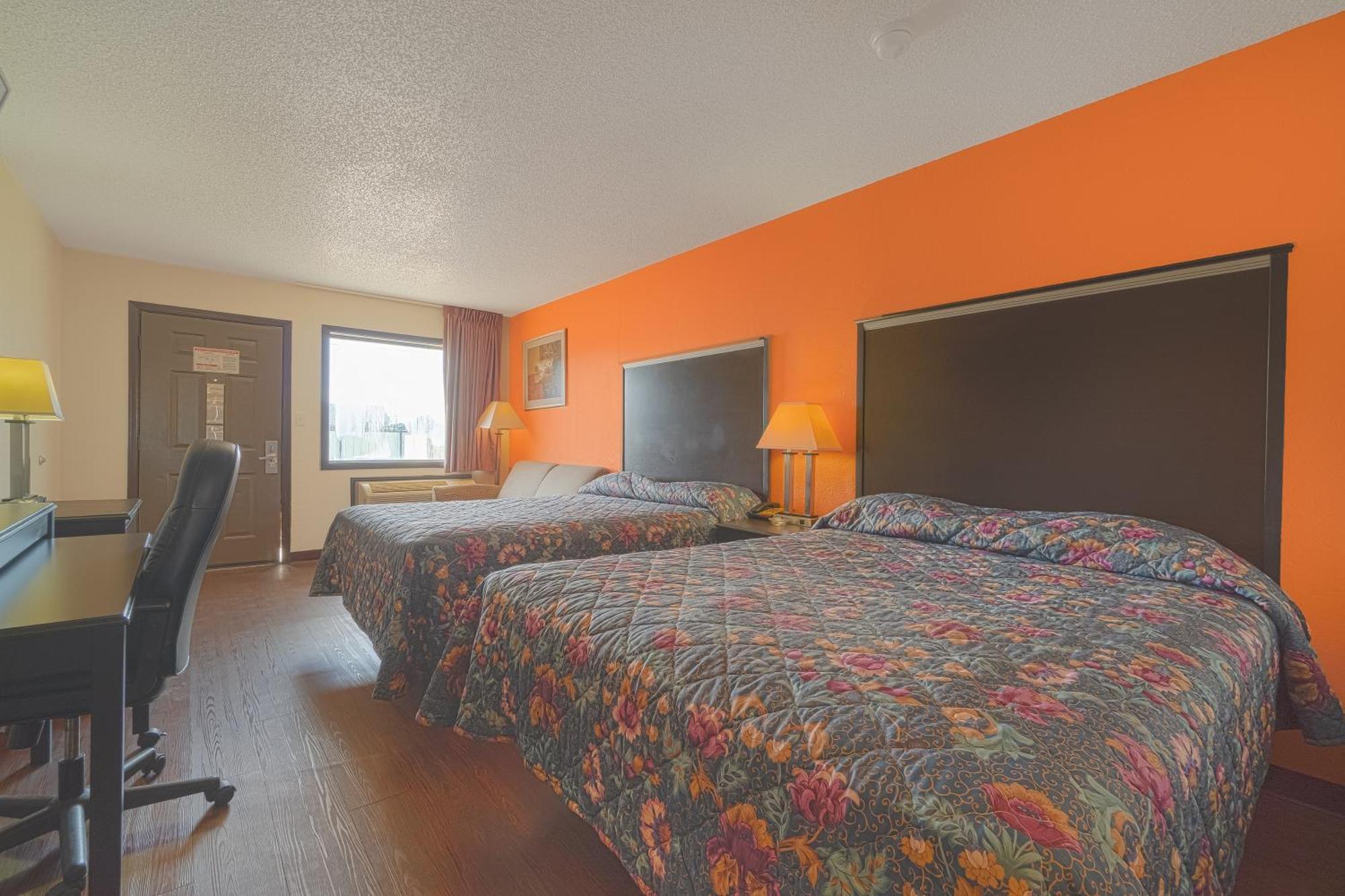 Regency Inn & Suites By Oyo Bay City Tx Extérieur photo