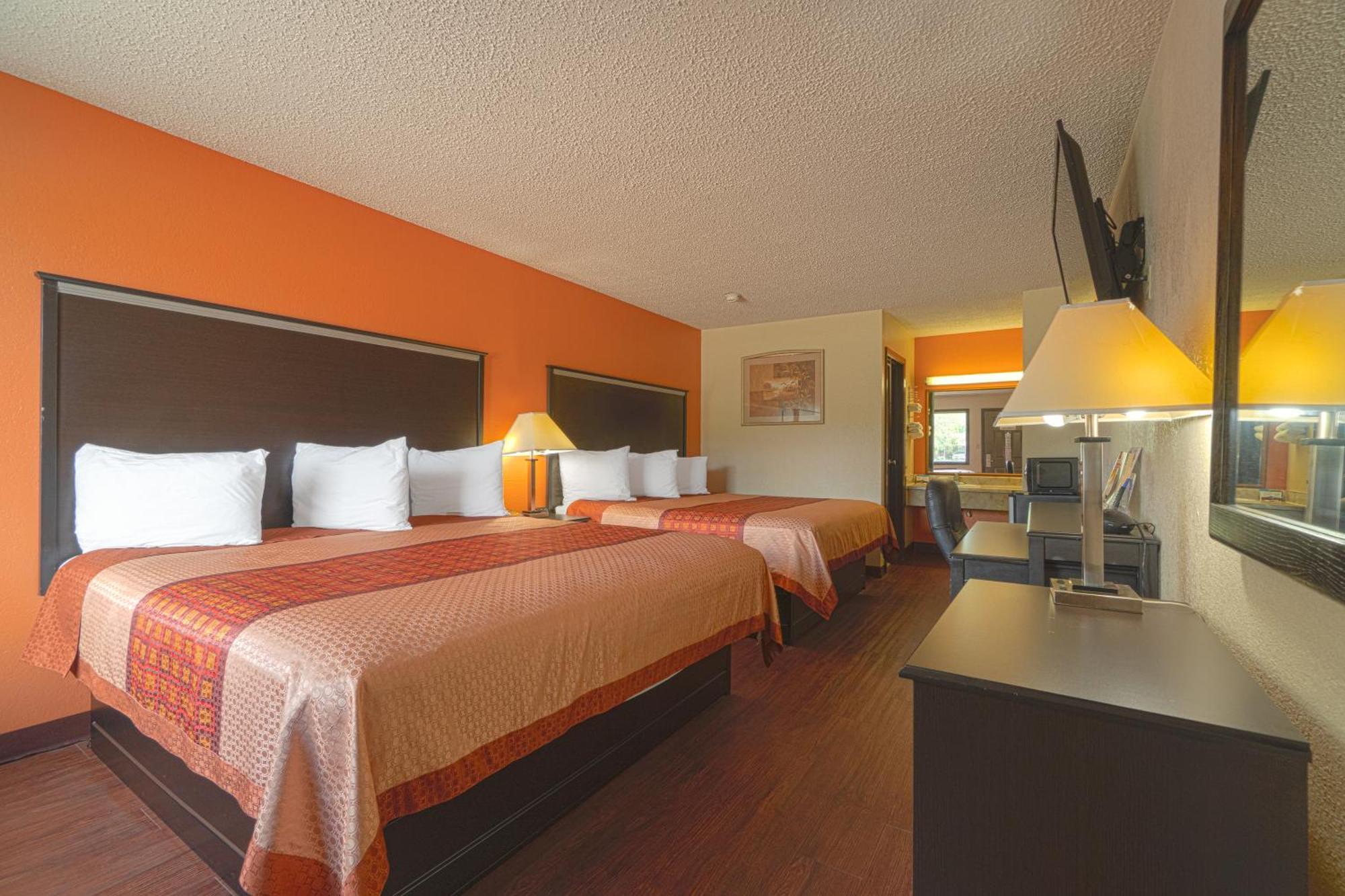 Regency Inn & Suites By Oyo Bay City Tx Extérieur photo